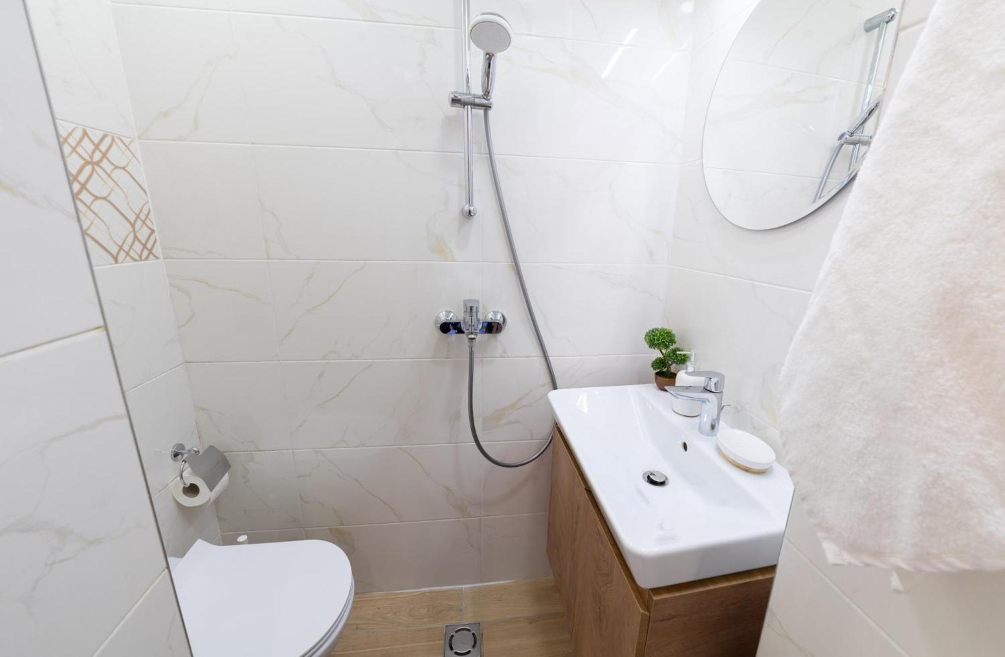 Seaside Estate - Cozy And Romantic - Public Parking Nearby Варна Екстериор снимка